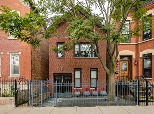 1804 W Superior St, Chicago, IL 60622