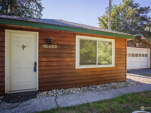 18423 SE May Valley Road, Issaquah, WA 98027