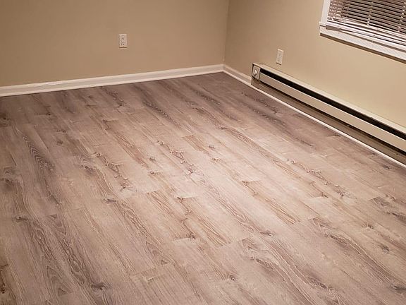 4th image of 50 Park Avenue Ter #3