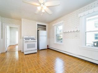 9 Meadow St FLOOR 2, Taunton, MA 02780
