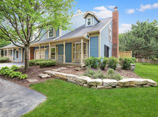 1507 Queensgreen Ct #301, Naperville, IL 60563