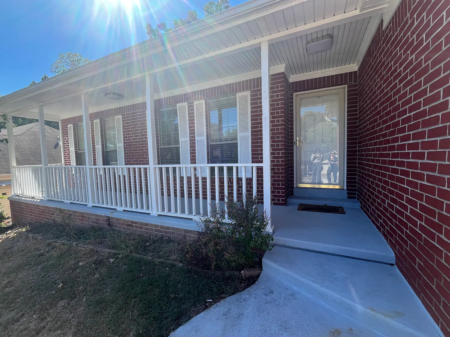 3 bed, 1715 sqft, $2,000 — Photo 2