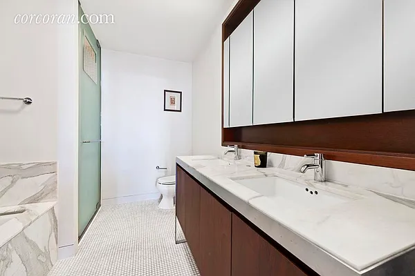 Sold by Corcoran | media 14