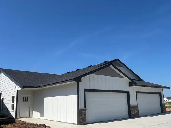15402 W Josephine Ct, Goddard, KS 67052