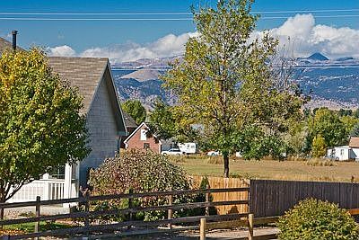 Oversized lot backs to Open Space