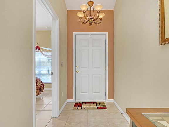 4th image of 2954 Savoy Dr