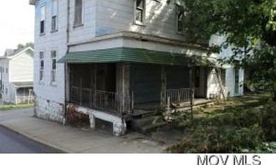 2nd image of 808 13th St