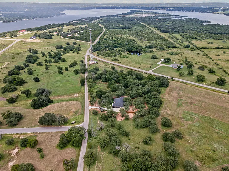 3501 Williamson Rd — Photo 31