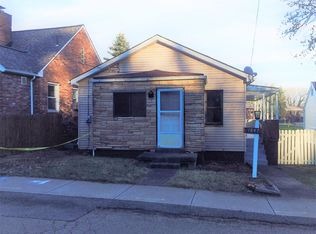 1847 Devonshire Rd #1, Coraopolis, PA 15108