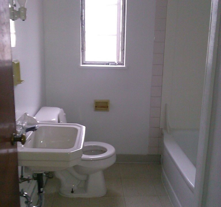 2nd image of 162 Chapin St APT 332