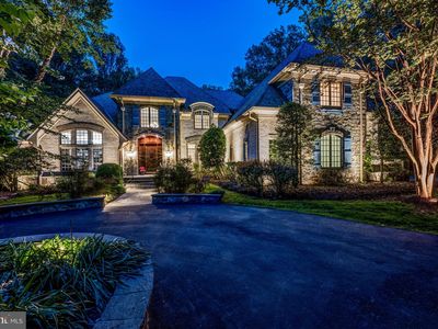 601 Utterback Store Rd, Great Falls, VA, 22066