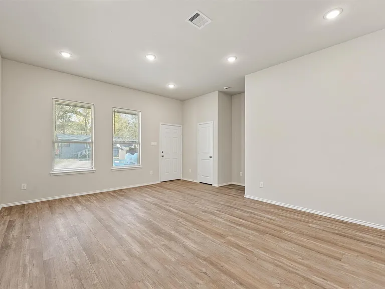 10178 Barberry St — Photo 6