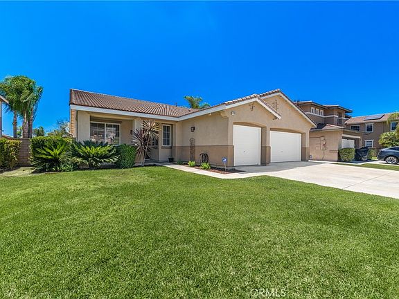 2nd image of 41196 Coolidge Cir