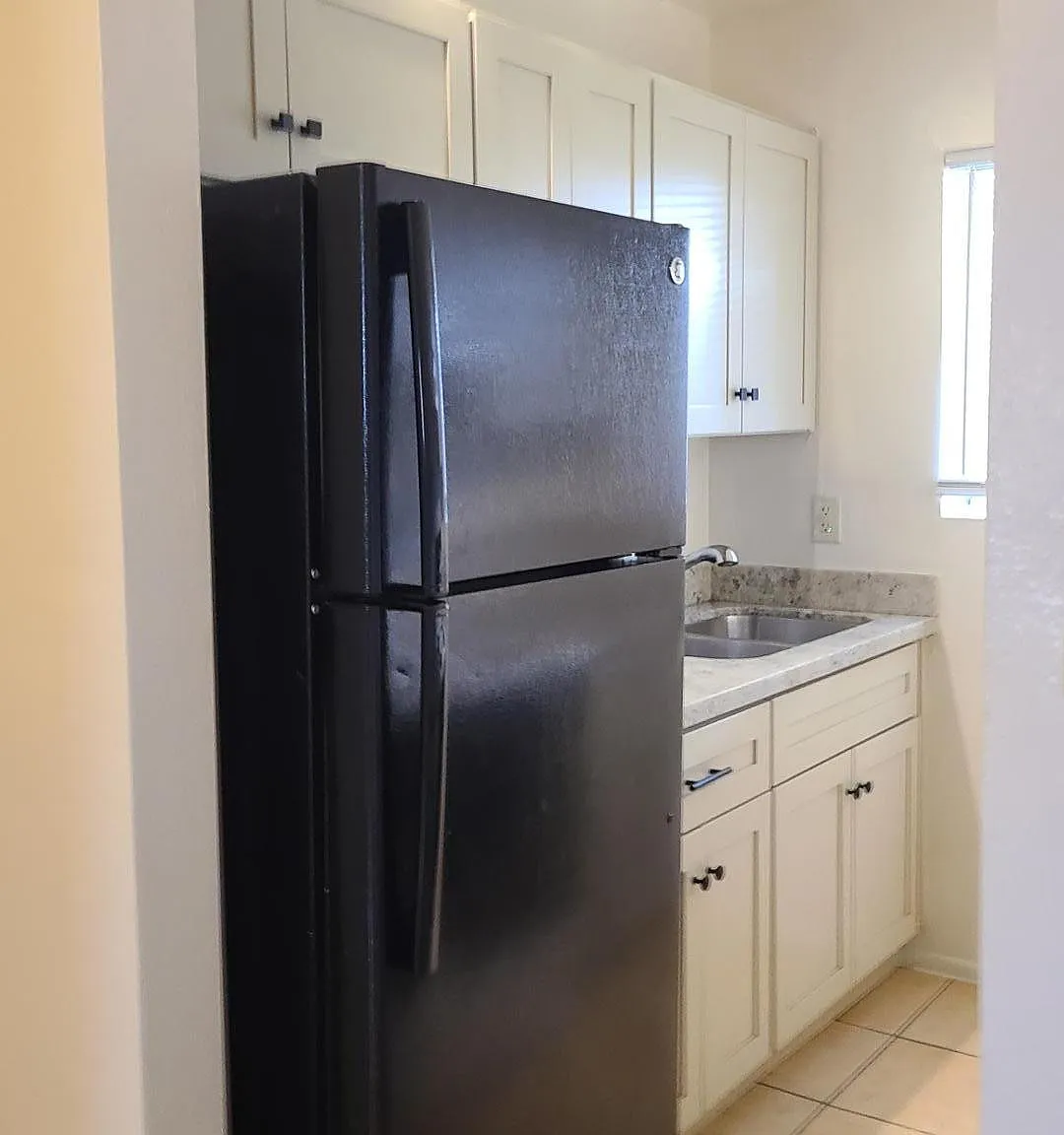 1 bed, 1.0 bath, 5674 sqft, $750 — Photo 3