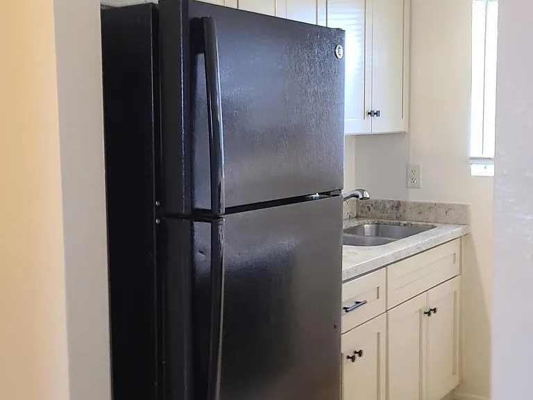 1345 E Campbell Ave #5 — Photo 3