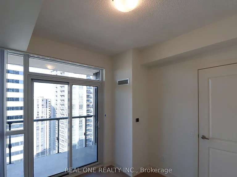 4955 Yonge St #2316 — Photo 17