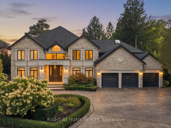23 Bryson Dr, Richmond Hill, ON L4C 6E2