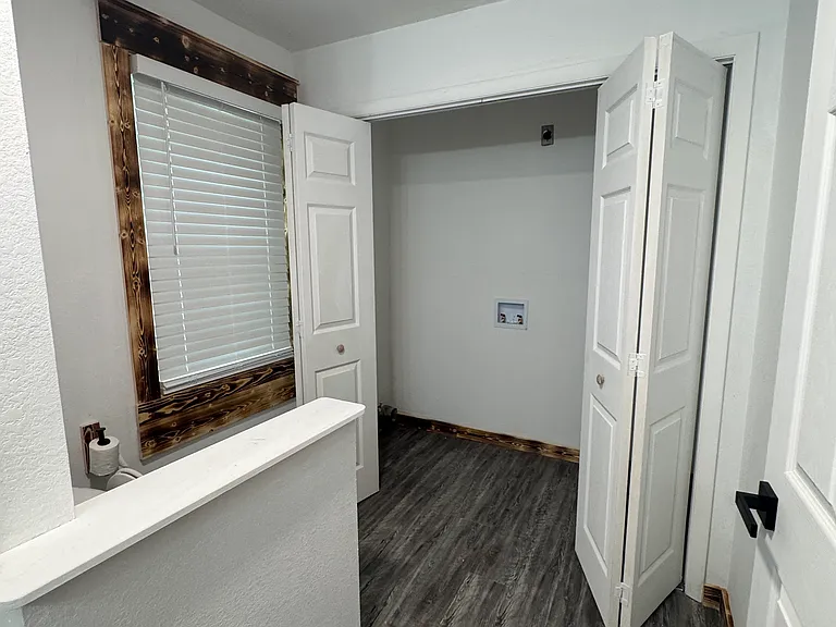 307 N West Ave — Photo 3