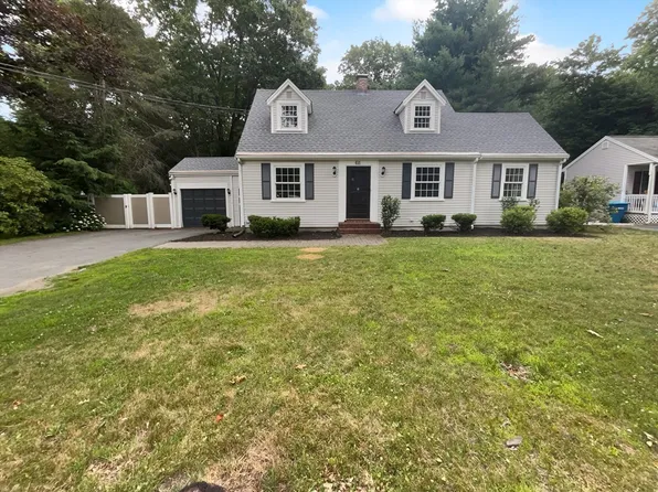 611 N Bedford St, East Bridgewater, MA 02333