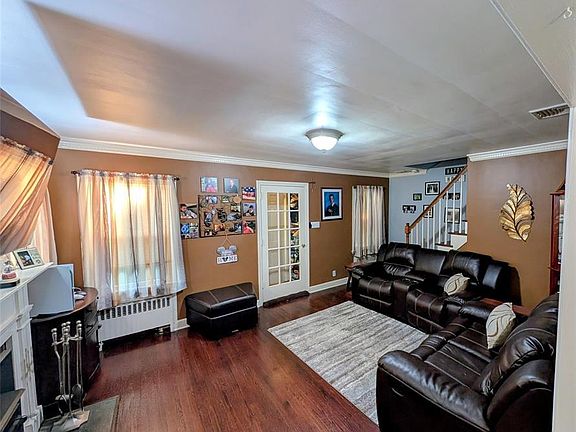 4th image of 45 Summit Avenue