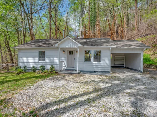 33 Valhalla Dr, Tryon, NC 28782