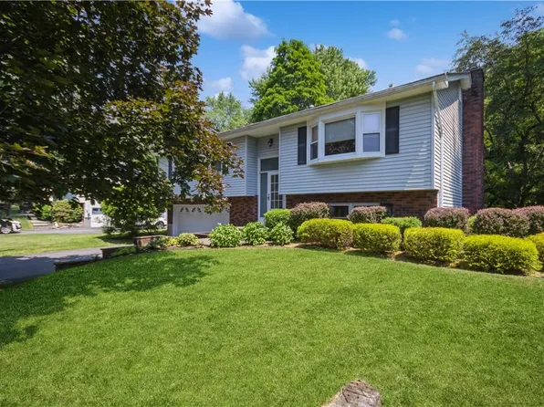 4 Rich Drive, Wappingers Falls, NY 12590