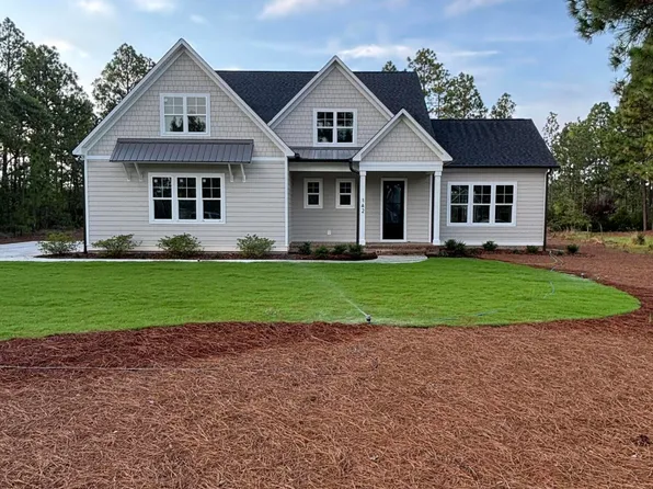 142 Parkwood Court, Seven Lakes, NC 27376