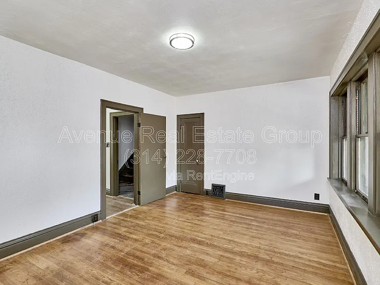 5021 Ray Ave #1F — Photo 7