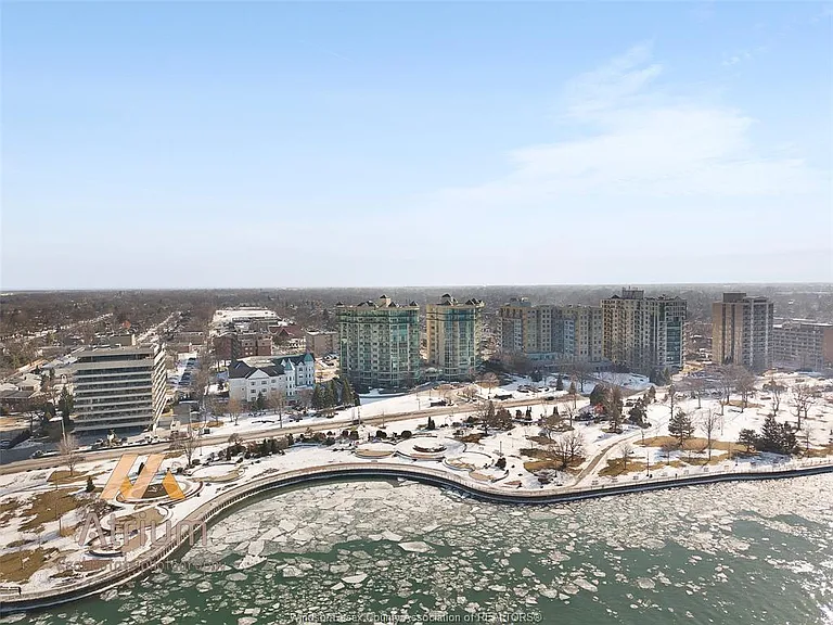 5055 Riverside Dr E #201 — Photo 32
