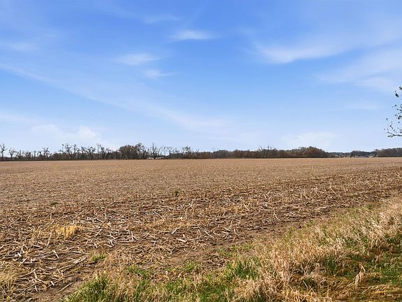 4th image of W Farmington Rd