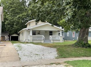 1923 N Douglas Ave, Springfield, MO 65803
