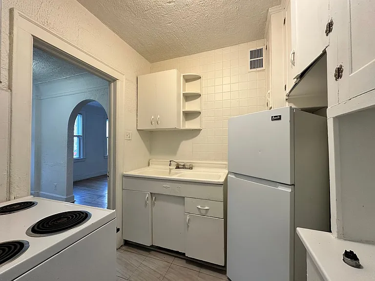 Glynn Court Apartments — Photo 40
