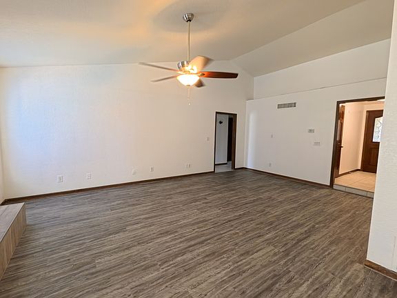 4th image of 3838 E Contessa St