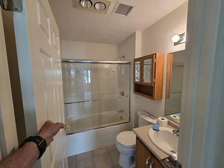 New high-end Bathtub door installed 8/11/2026. Shower head to be replaced.