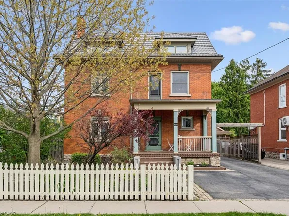 265 Dolph St N, Cambridge, ON N3H 2A6