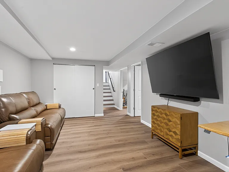 8234 Ammons Cir — Photo 21