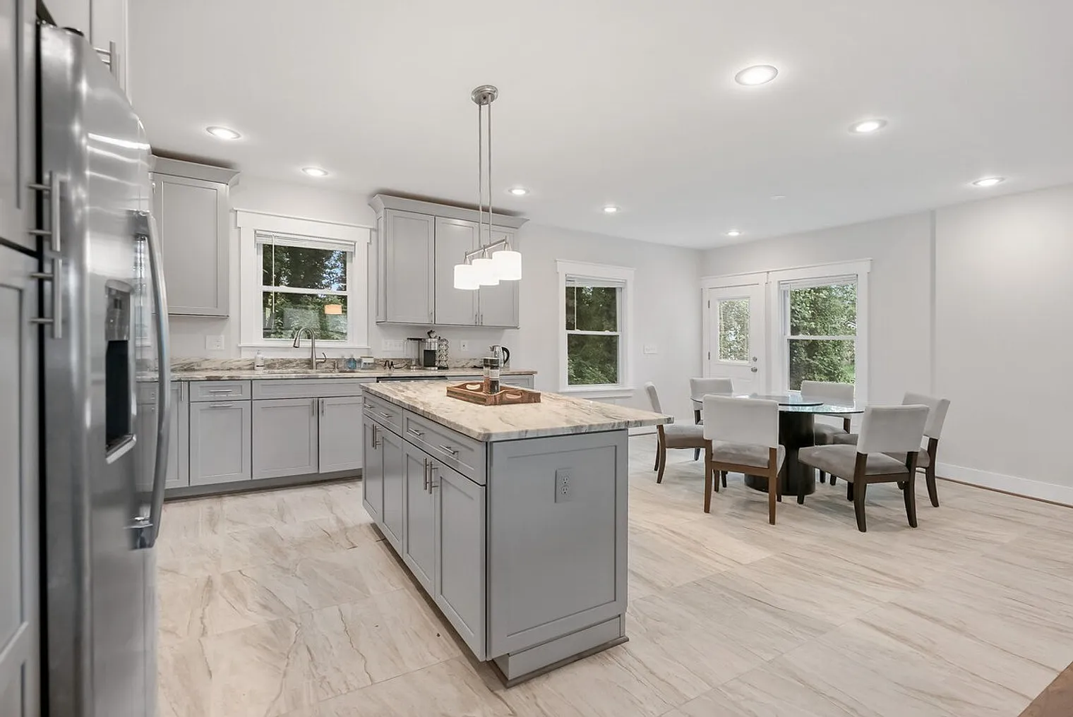 5 bed, 5.0 bath, $11,523 — Photo 3