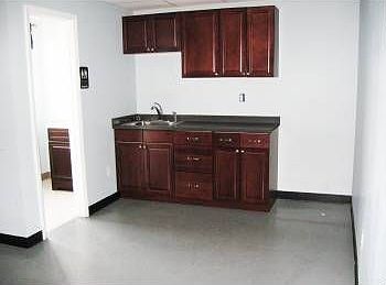 5th image of 1485 S Main St