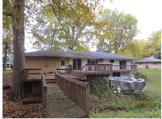3rd image of 305 Woodland Dr