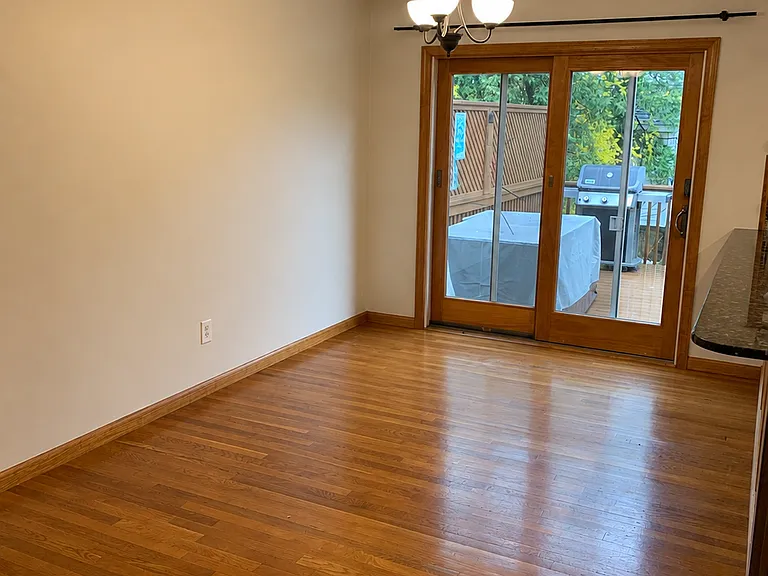 226 Abbe Ln — Photo 6