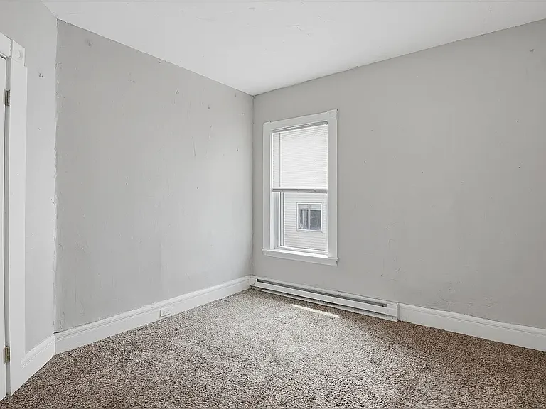31 Aetna St #3 — Photo 9