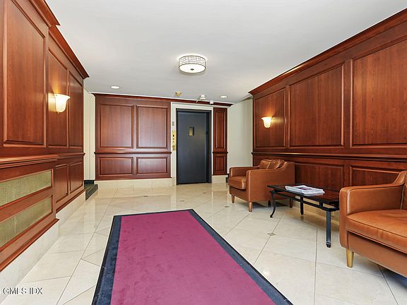 3rd image of 52 Lafayette Pl APT 2I