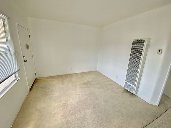 3rd image of 2914 Cimarron St