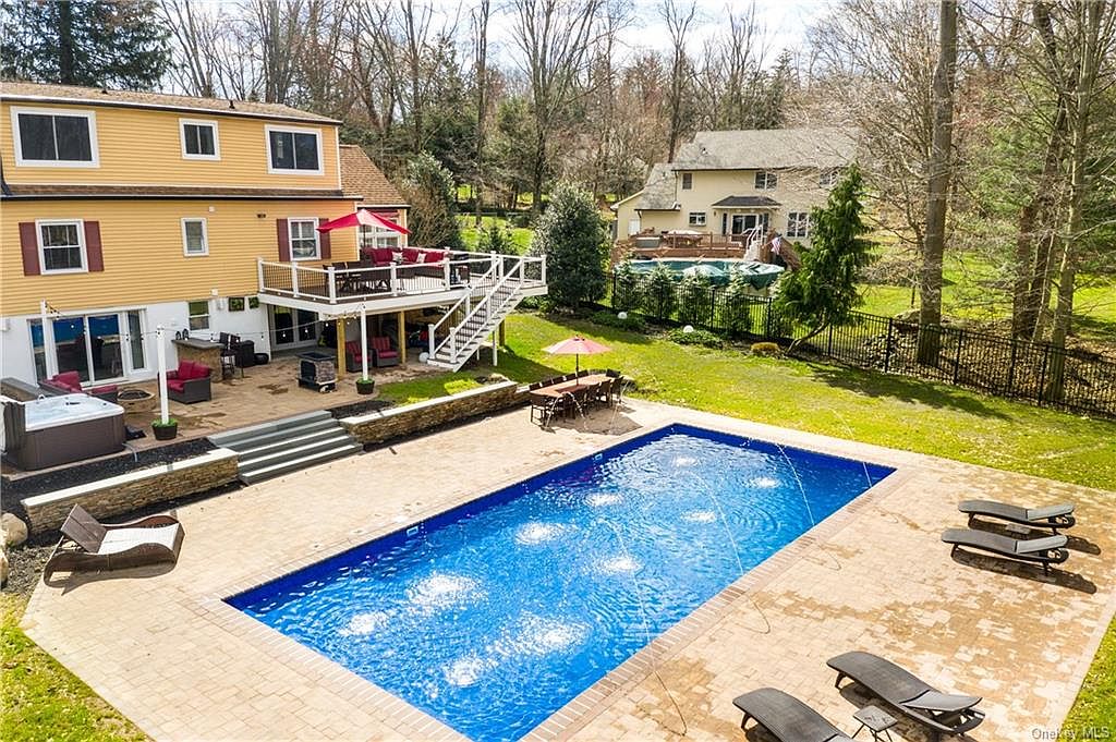 308 Brookway Avenue, Valley Cottage, NY 10989 Zillow