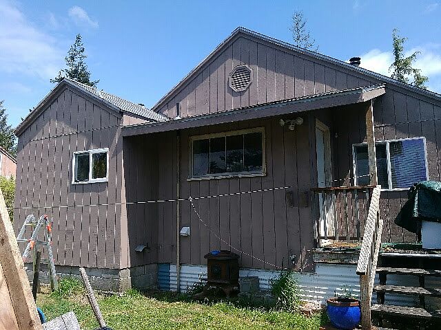 2nd image of 2155 25th St