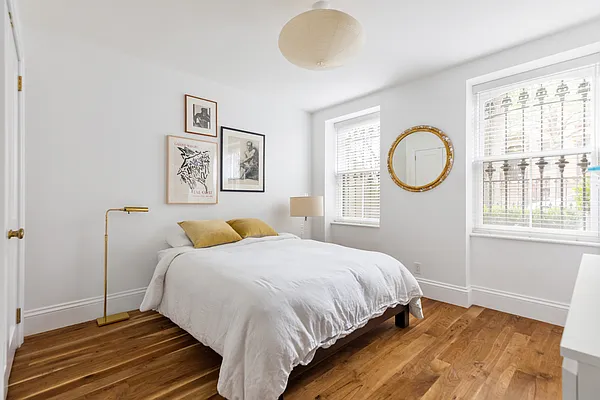 Sold by Compass | media 30