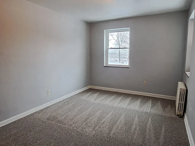 1680 Skyline Dr #6 — Photo 10