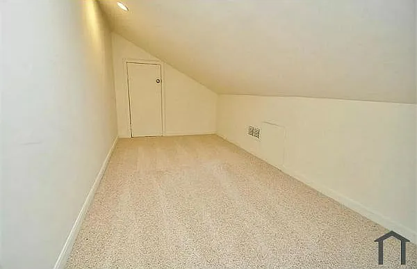 10030 Windriver Dr — Photo 9