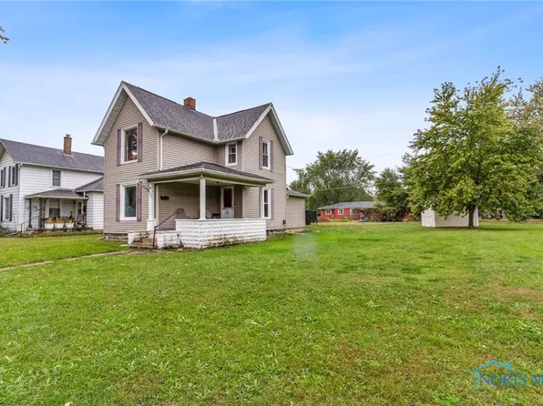 215 Cleveland St, Fostoria, OH 44830