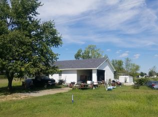 158 Oak Dr, Sikeston, MO 63801